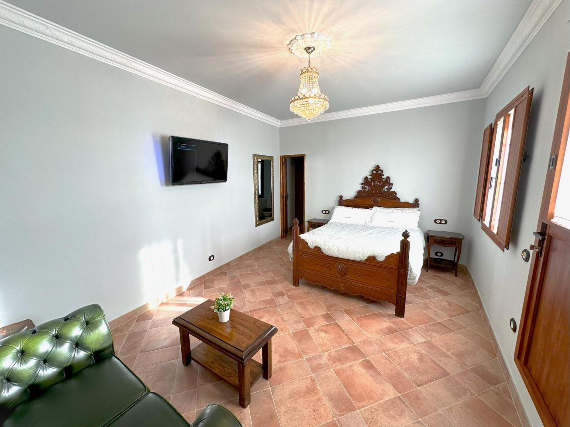 Masia Can Viver - Olive Oil Tourism B&B Бигес-и-Риельс Экстерьер фото