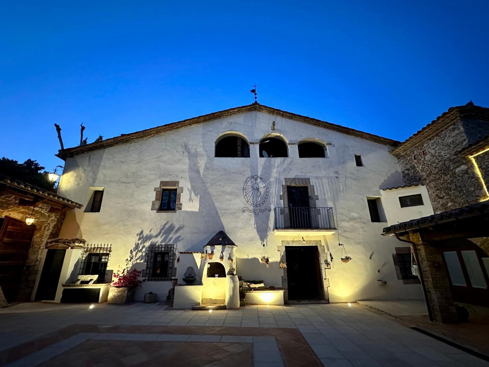 Masia Can Viver - Olive Oil Tourism B&B Бигес-и-Риельс Экстерьер фото
