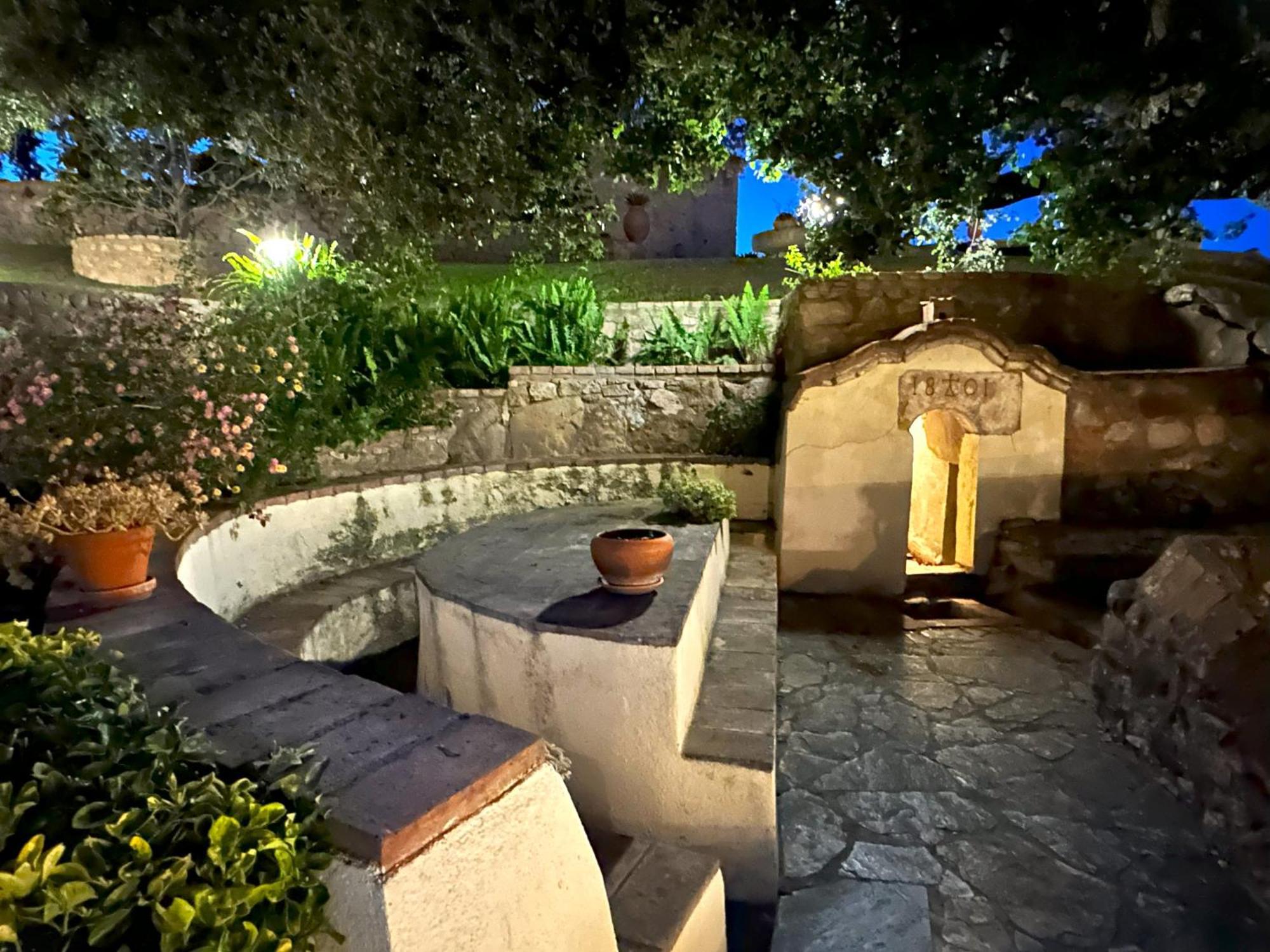 Masia Can Viver - Olive Oil Tourism B&B Бигес-и-Риельс Экстерьер фото